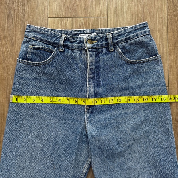 GUESS Vintage Blue Jeans - Picture 12 of 13